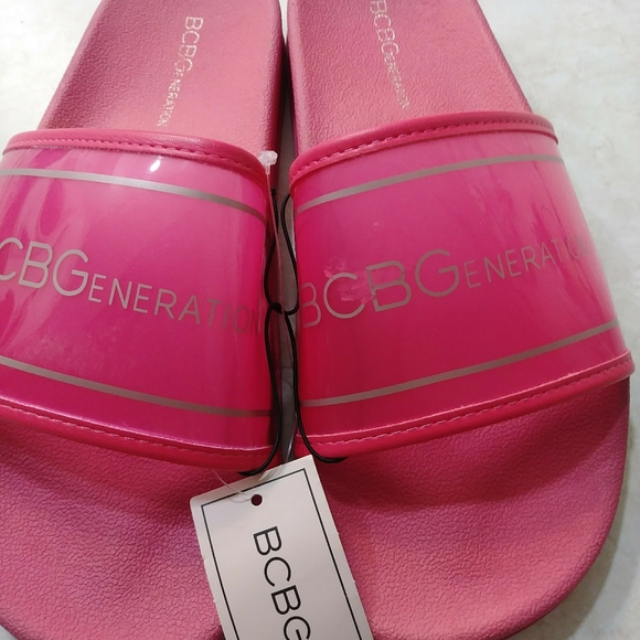 BCBG pink Slides NWT - Picture 3 of 6